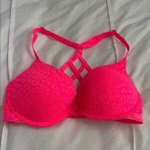 PINK Victoria’s Secret logo bra